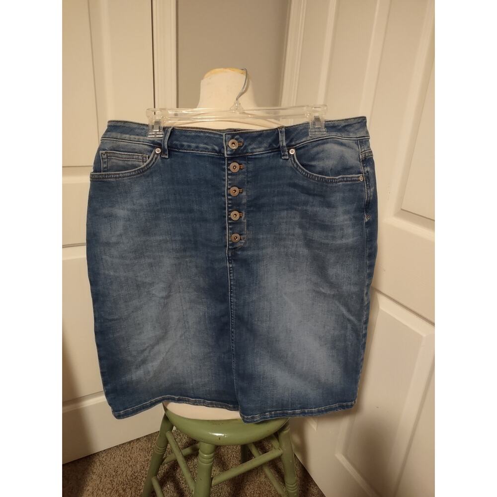 J. Jill Denim Button-Front Midi Skirt